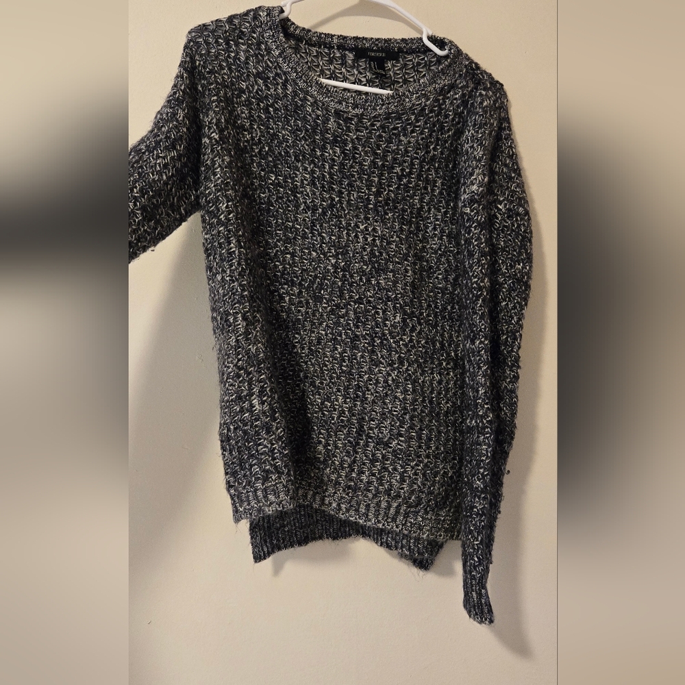 💥💥Cozy Knit Sweater in Black and White